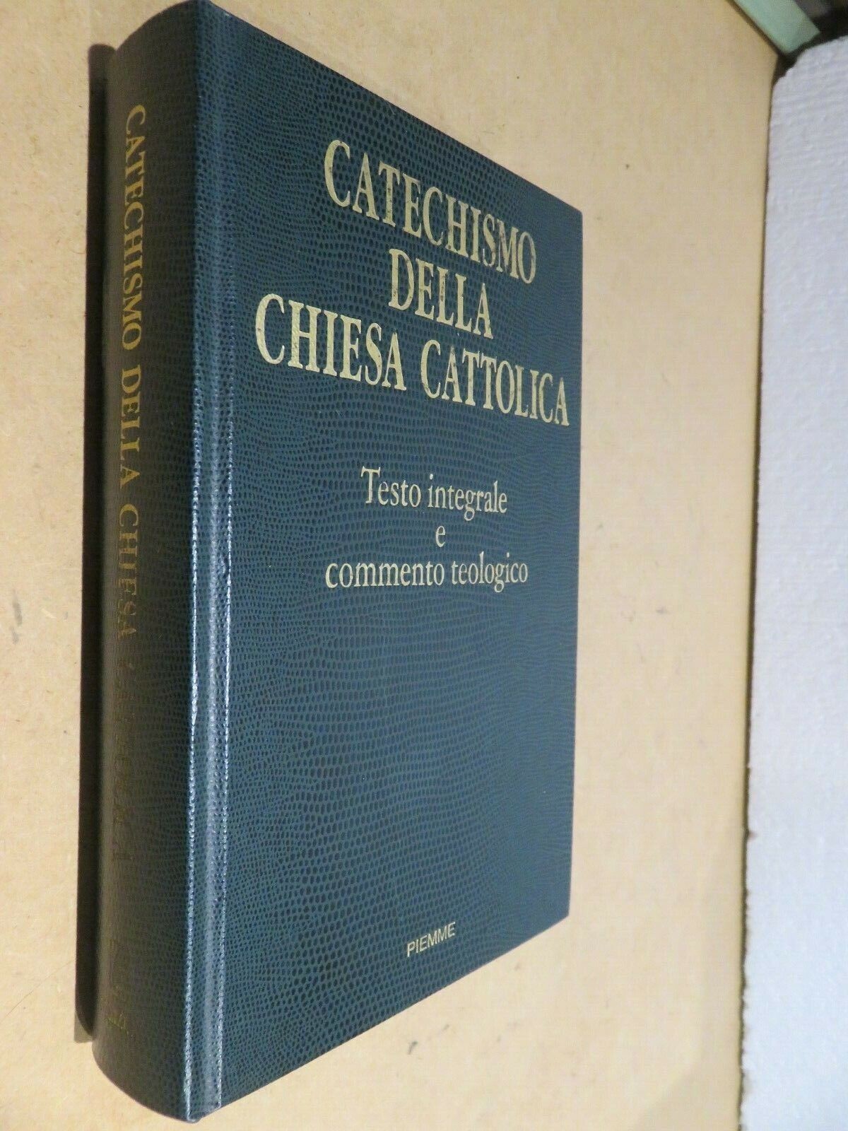 Catechismo della Chiesa cattolica: testo integrale e commento teologico